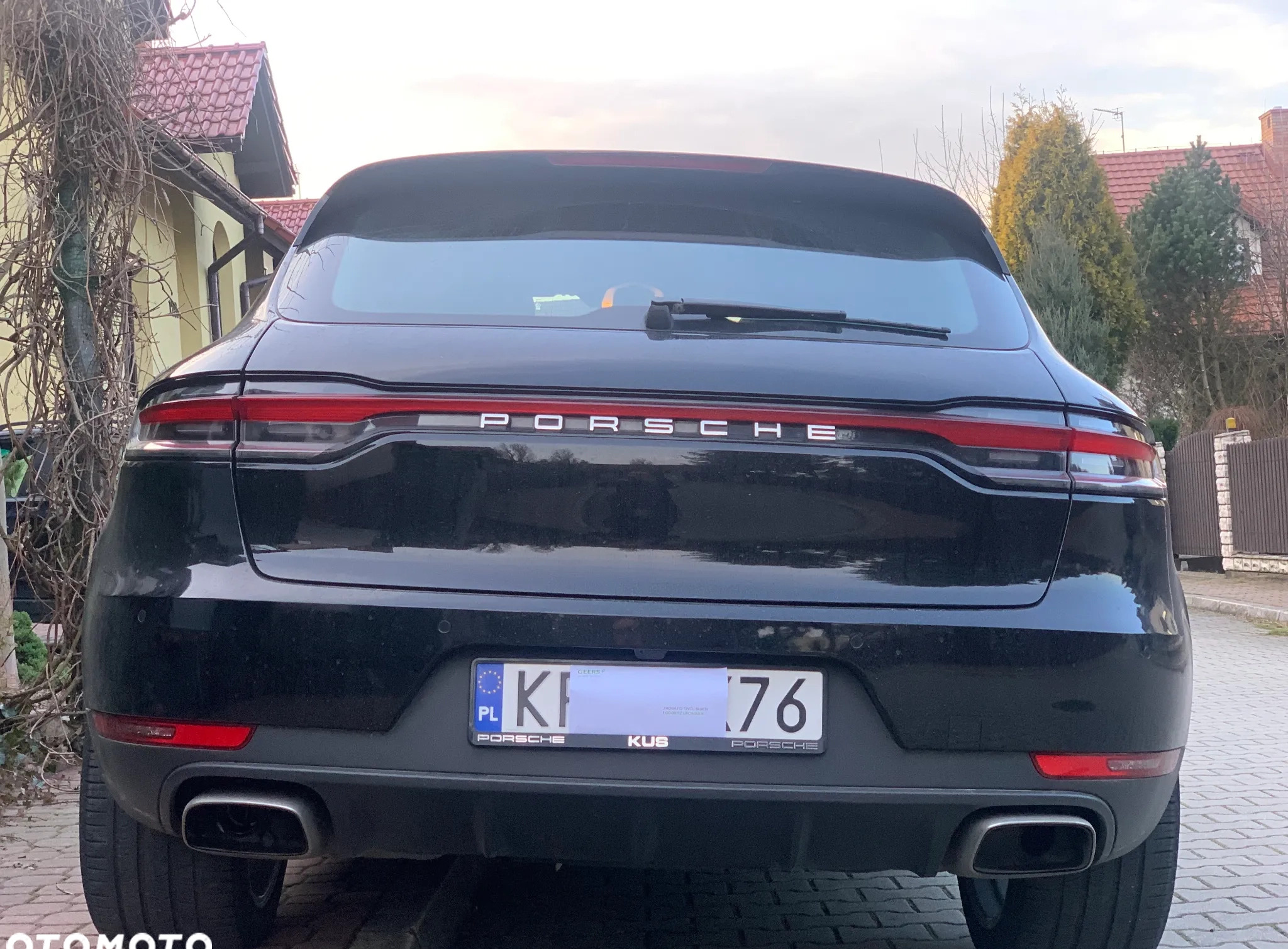 Porsche Macan cena 220000 przebieg: 80000, rok produkcji 2019 z Katowice małe 232